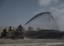 پیشگامی بیابان زایی از بیابان زدایی در سیستان و بلوچستان/ مالچ نفتی یک محصول ایمن و بدون خطر است